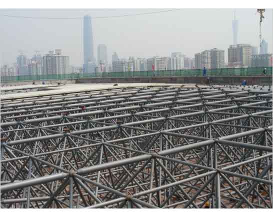 格尔木新建铁路干线广州调度网架工程