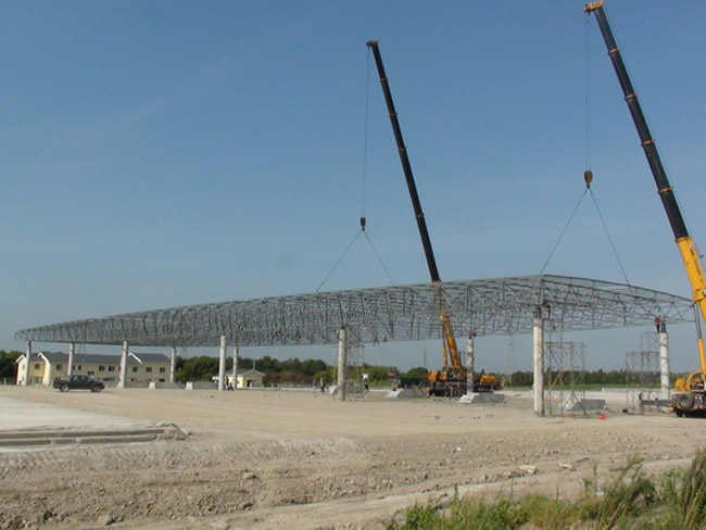 格尔木收费站网架工程